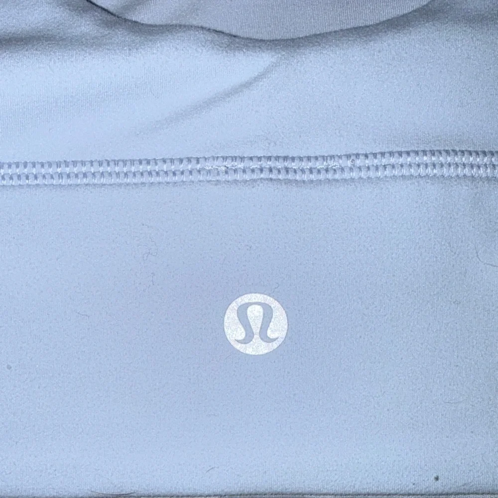 Lululemon light gray sports bra - Picture 3 of 3